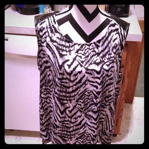 Zebra print top NWT leather patchs from nordstrom