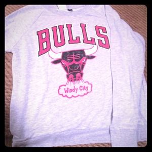 Bulls sweatshirt
