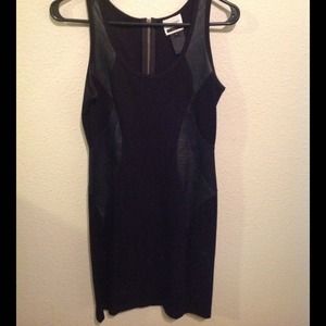 Underligne Black bodycon scuba dress