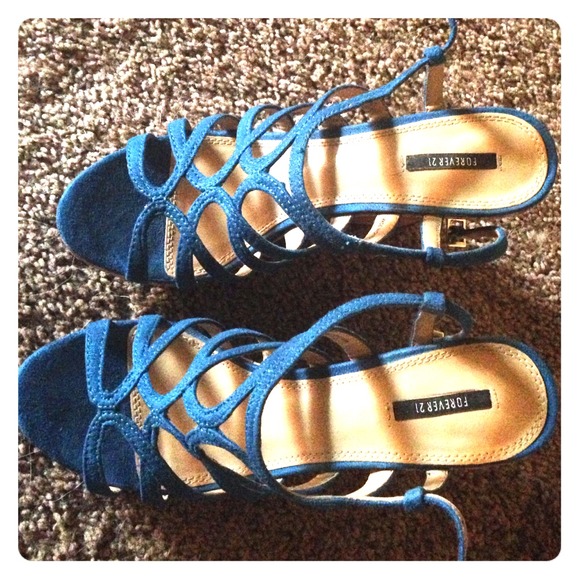 Forever 21 high heel shoes - Picture 1 of 3