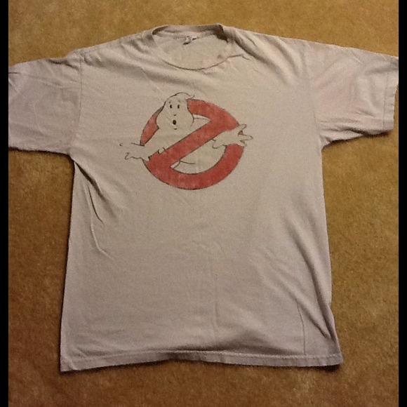 Men light grey ghostbusters T-shirt.