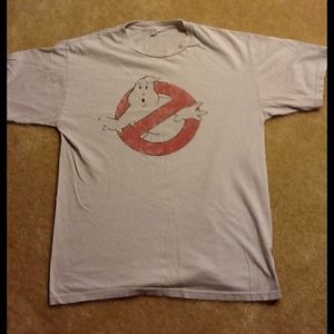 Men light grey ghostbusters T-shirt.