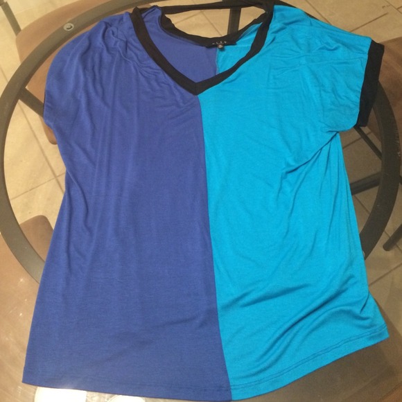 two toned blue top