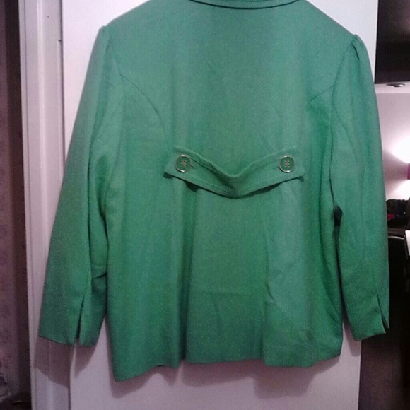 Beautiful fall jacket - Picture 2 of 2