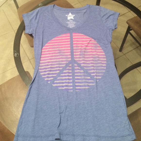 Urban outfitters peace tee