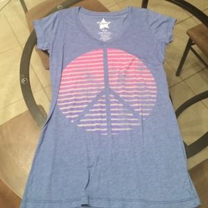 Urban outfitters peace tee