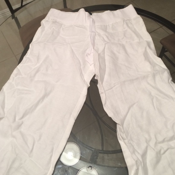 White linen pants never worn