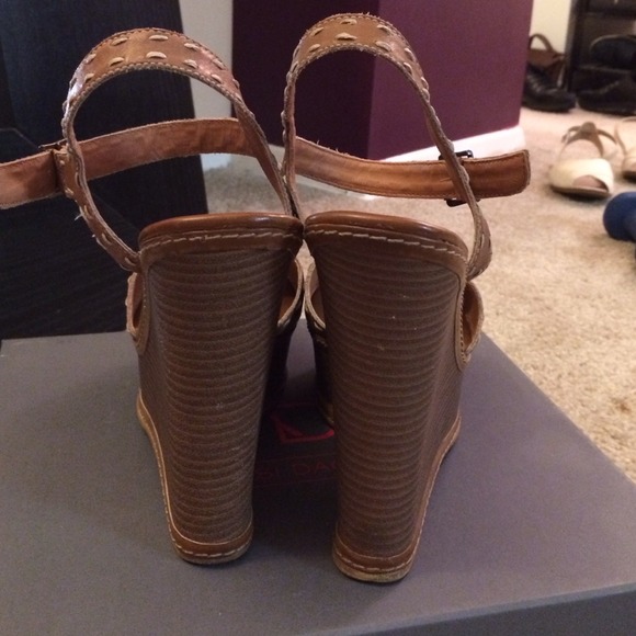 MIA Tan Wedges Sz 10 - Picture 3 of 4