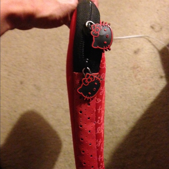 Hello Kitty Ipad case - Picture 2 of 5