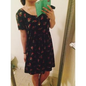 *SALE 35 🅿️🅿️* Brandy Melville Nicolette Dress💕