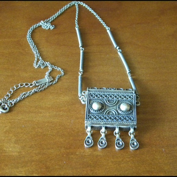 🎀🎀🎀Golden Treasure Pendent🎀🎀🎀