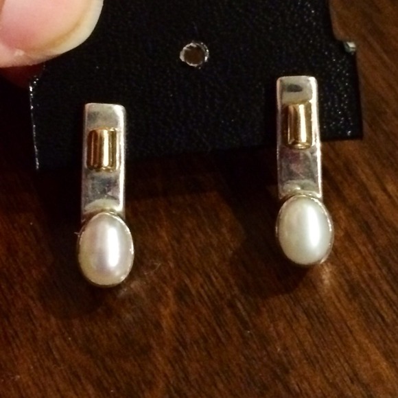 RESERVED - Lily Barrack earrings