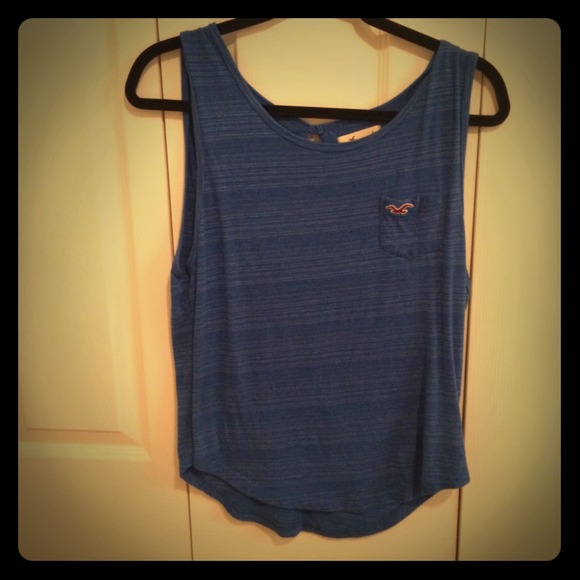Hollister tank 💕 - Picture 1 of 1