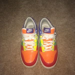 Nike Skittles Dunks Limited Edition