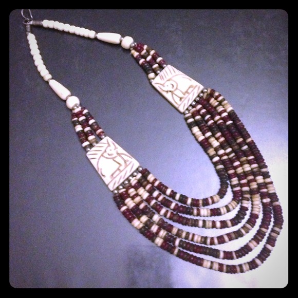 Necklace - Picture 1 of 2