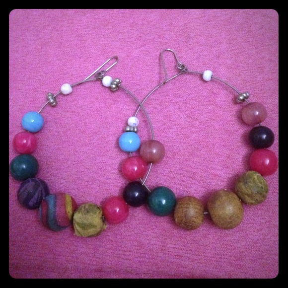 Beaded earrings - Picture 1 of 1