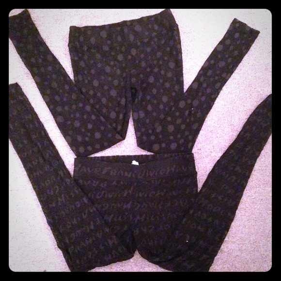 ✨ 2 bundles of black leggings/tights✨