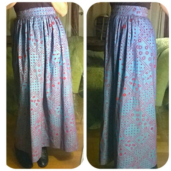Vintage flocked high waisted maxi skirt