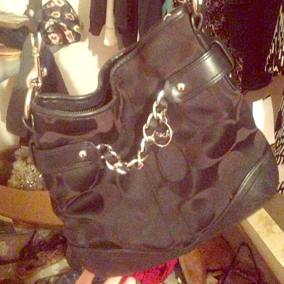 Crossbody Coach purse