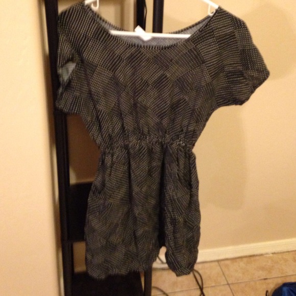 Top with pockets