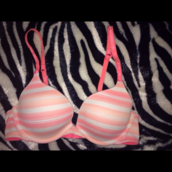 Victoria's Secret push up bra