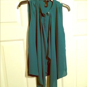 H&M green sleeveless top
