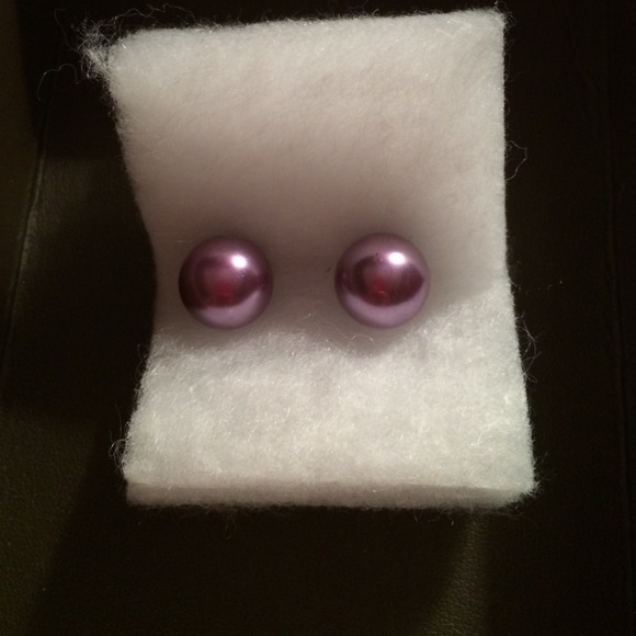Pink metallic pearls (with a purple undertone) - Picture 2 of 3