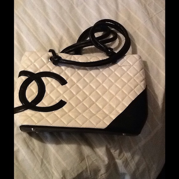 Chanel purse