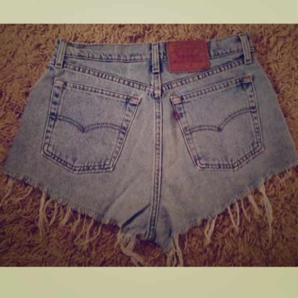 High waisted Levi's shorts