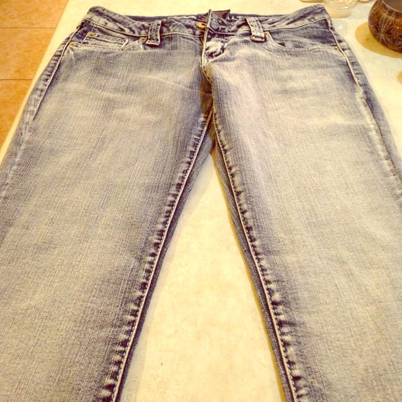 Light jeans