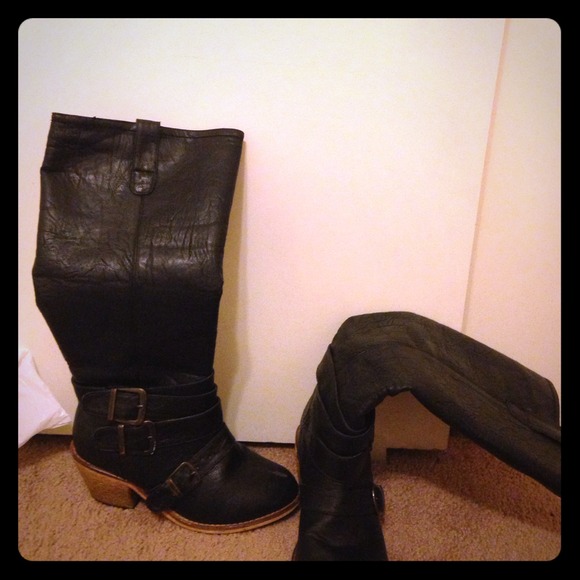 Black boots