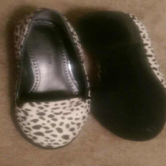 Adrienne Vittadini Women's flats - Picture 2 of 4