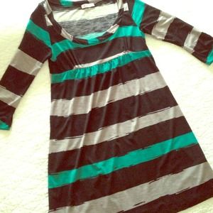 GLAM dress/tunic. size medium. Black/green/grey