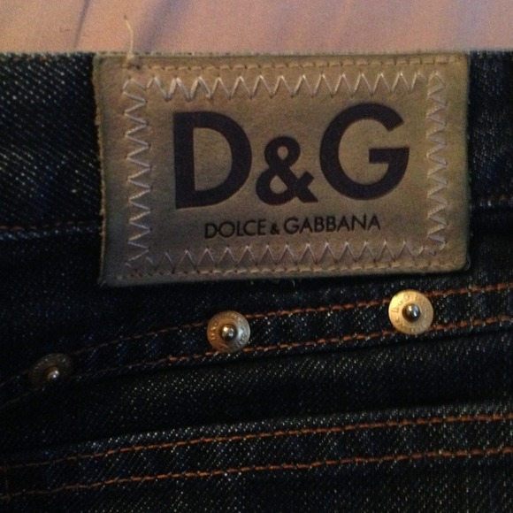 D&G Denim pencil skirt with gold detail - Picture 3 of 4