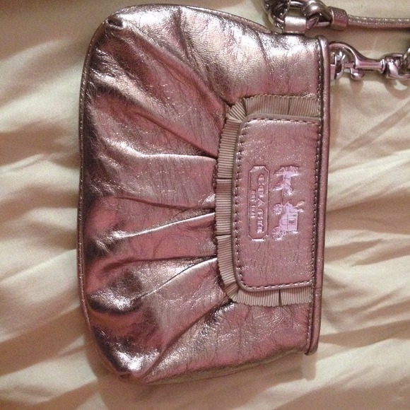 coach wristlet/clutch