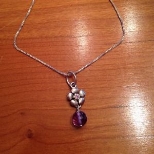 Pandora pendant necklace, 18 inches