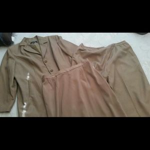 Blowout! 3 brand new pieces for $50