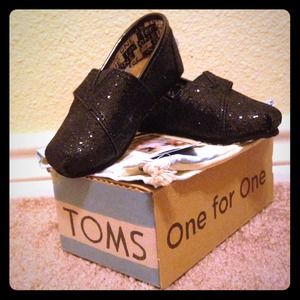 Practically *NEW* Glitter Black Toddler TOMS