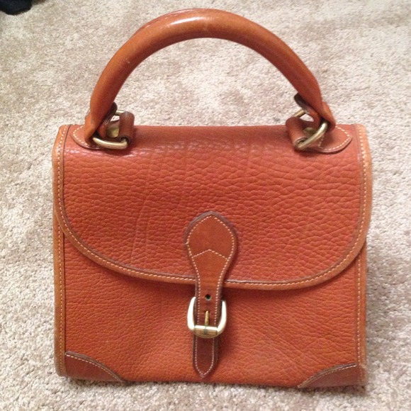 Dooney & Bourke tan bag
