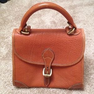 Dooney & Bourke tan bag