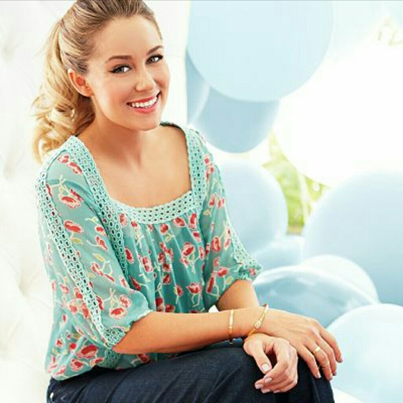 LC Lauren Conrad XS Top