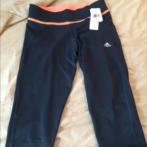 Adidas climalite Capri workout pants.