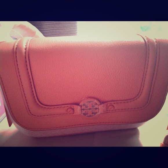 🚫SOLD🚫 Not available Tory Burch Small Amanda