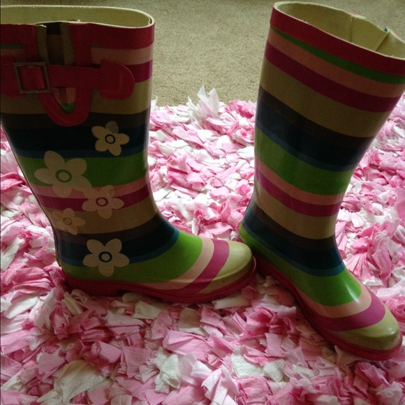 Rainbow flower side rainboots