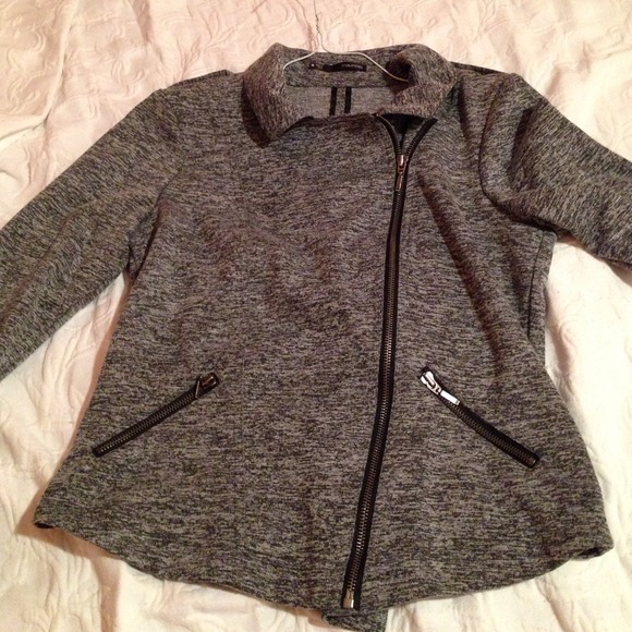 Gray and black side zip collared jacket.