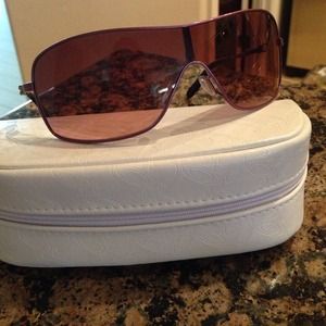 Brand new Oakley sunglasses in purple orchid
