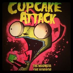 Cupcake Attack! Graphic tee