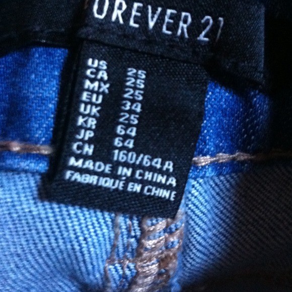 HIGH WAISTED SHORTS// BRAND NEW NEVER WORN🌞🌿🌞 - Picture 3 of 3