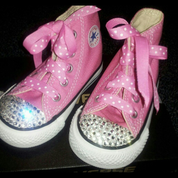HIGH TOP AND LOW TOP CONVERSE