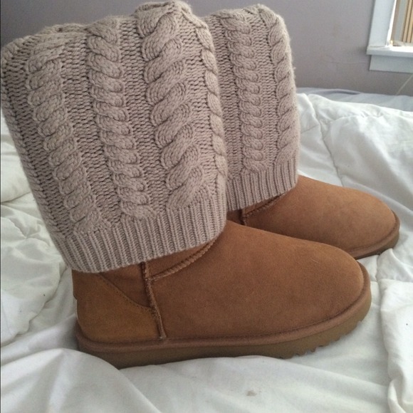 UGG CROCHETED CHESTNUT BOOTS